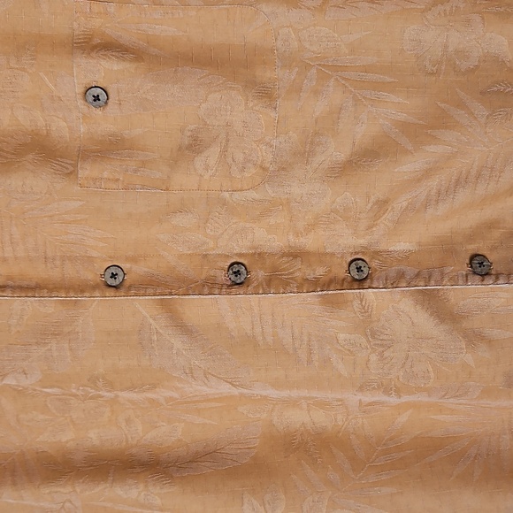 Island Shores Short Sleeve Button Down Tropical Vacation Shirt Floral Print M - Picture 6 of 10